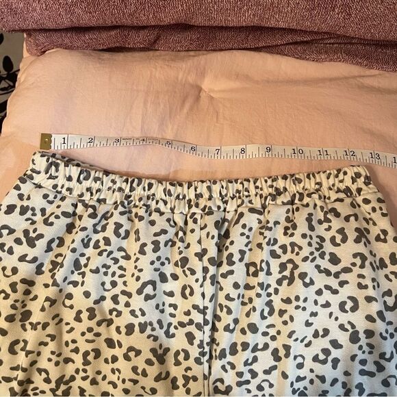 DREW Leopard Slit Leg Pants - Picture 10 of 10
